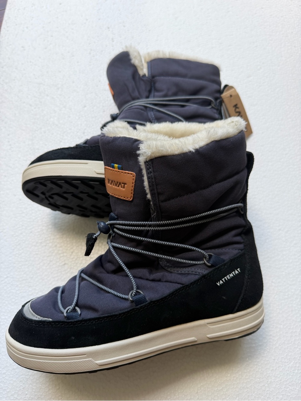Kavat Black and Navy Kids Winter Boot with Faux Fur Lining